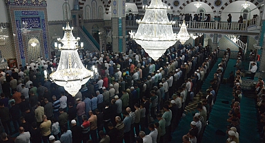 Ramazan Ayı Yarın İlk Teravih ve Ardından İlk Sahur ile başlıyor
