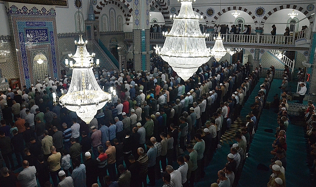 Ramazan Ayı Yarın İlk Teravih ve Ardından İlk Sahur ile başlıyor