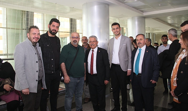 Sertçelik: "Doktora Şiddeti Sağlıkta Devrim Olarak Gören Yöneticiler Var"