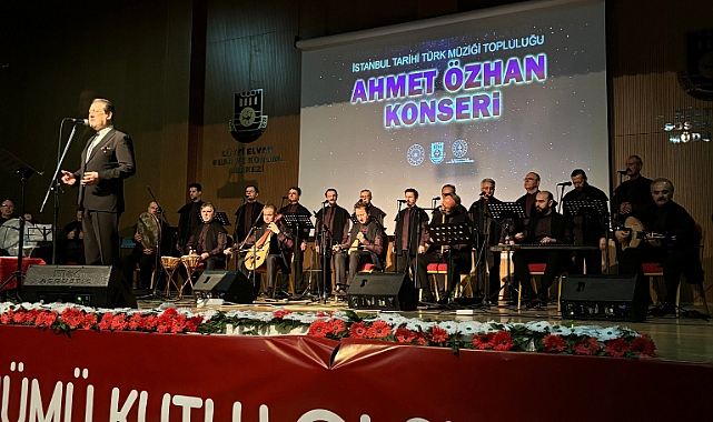 Ahmet Özhan'dan muhteşem konser