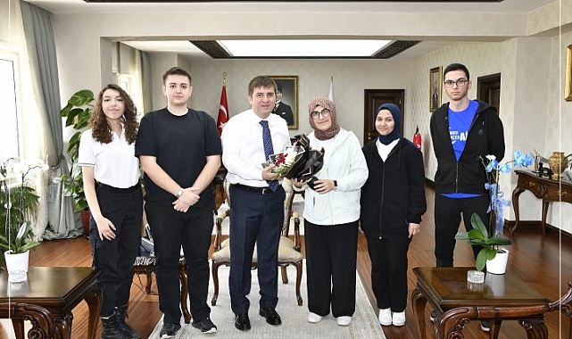 Ecdad Torunlarından Vali Sarıibrahim'e Ziyaret