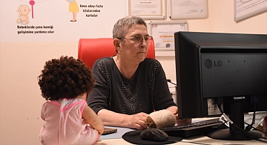 Kanseri Yenen Hemşire Asiye, Mücadelesiyle Takdir Topladı