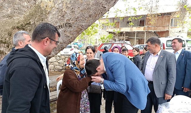 Kaymakam Erdoğan, köylülerle bayramlaştı