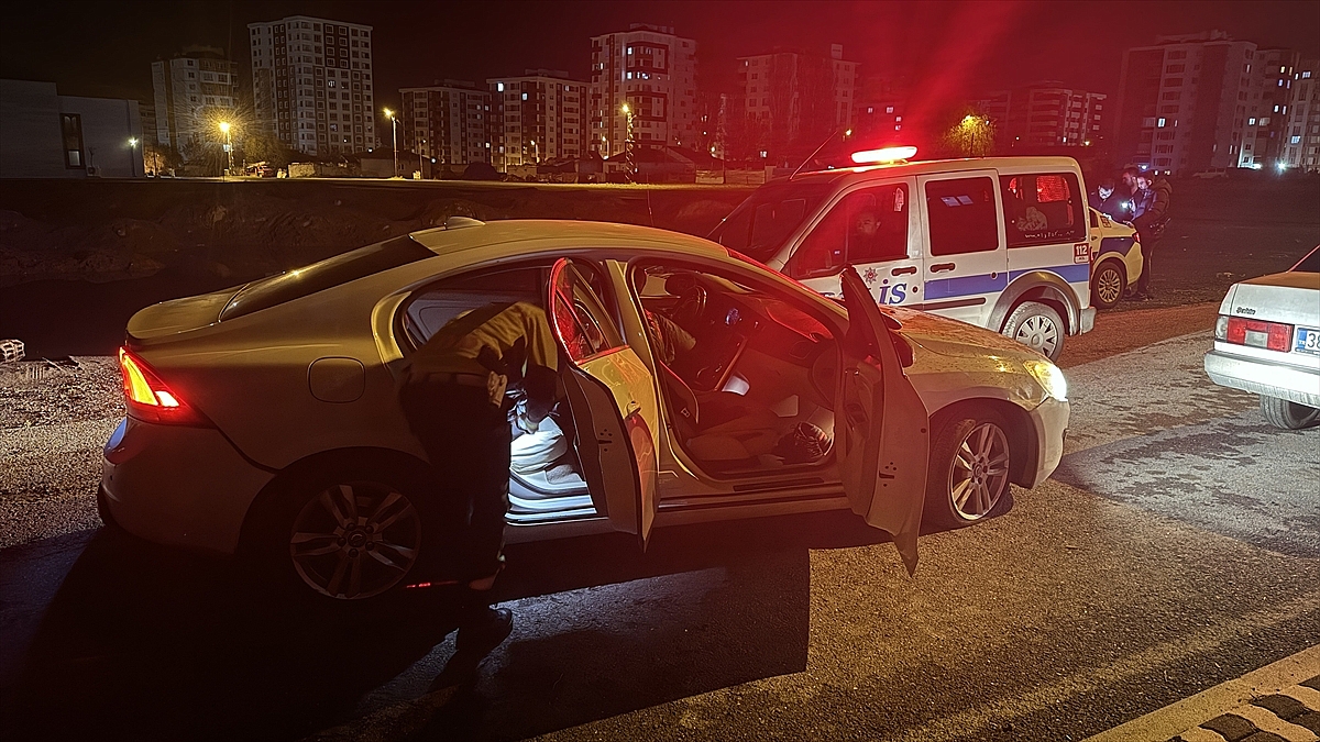 Polisten kaçan sürücü kovalamaca sonucu yakalandı