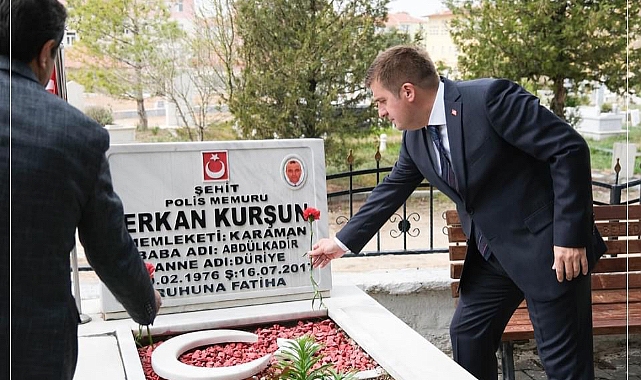 Ramazan Bayramı öncesinde şehitlikte duygusal anlar yaşandı