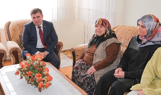 Sarıibrahim çiftinden şehit Ömer Doğan’ın ailesine ziyaret
