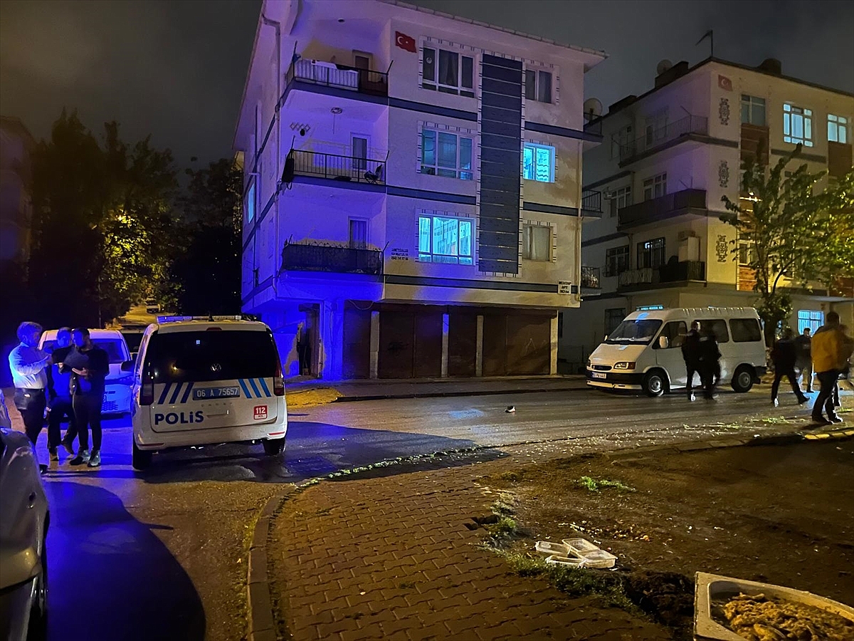 Silahlı kavgada 1 kişi öldü, 2 kişi yaralandı