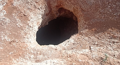 Tarlaören köyünde obruk oluştu