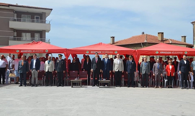 19 Mayıs  ilçelerde de coşkuyla kutlandı
