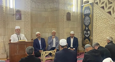 Aileler Cuma Gecesi Camide Buluştu