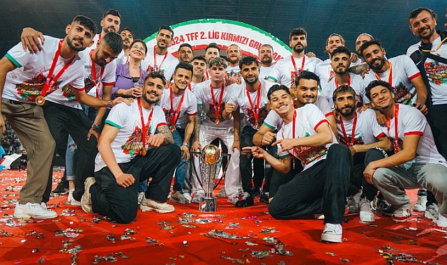 Amed Sportif Faaliyetler Şampiyonluk Kupasını Aldı