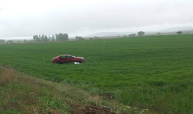 Devrilen otomobildeki 2 kişi öldü, 5 kişi yaralandı