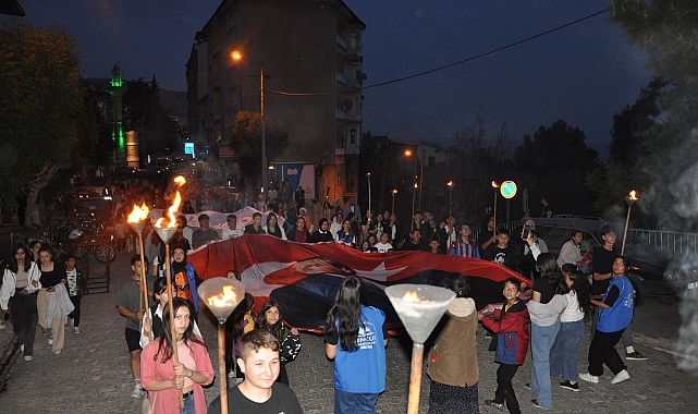 Ermenek'te Fener Alayı Coşkusu