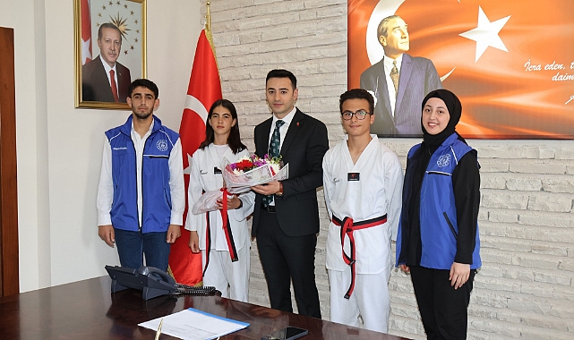 Gençlerden Kaymakam Kaya'ya Ziyaret