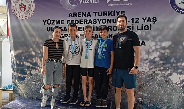Karamanlı yüzücüler bölge müsabakalarında