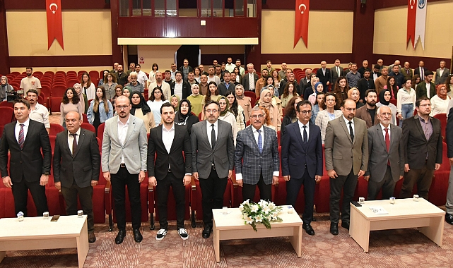 KMÜ'de '21. Yüzyılda Kariyer Gelişimi' konuşuldu