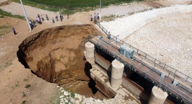 Obruk oluşumunu görüntülerken yaşadığı korku dolu anları anlattı