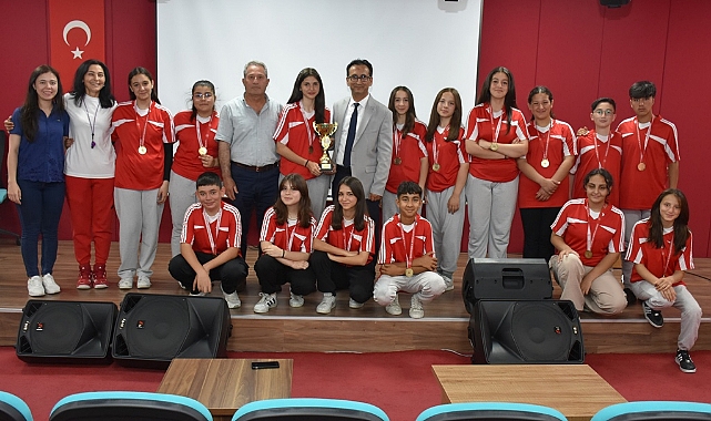 Oturarak Voleybol Türkiye Şampiyonasına Karamanlı Sporcular Damga Vurdu
