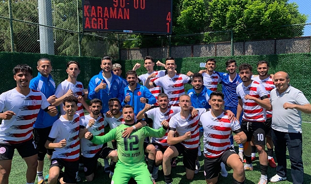 Piri Reis Yurdu Futbol Takımı yarı finale yükseldi