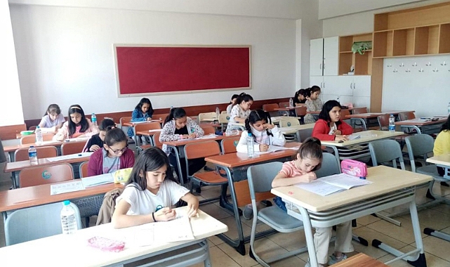 Proje İmam Hatip Ortaokulu Seçme Sınavına Yoğun İlgi