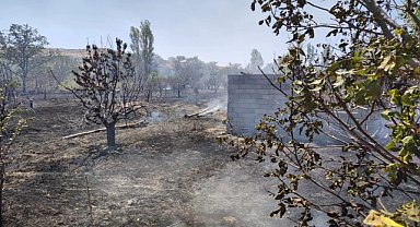 Ağaçlık alanda çıkan yangın söndürüldü