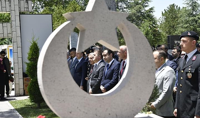 Bayram öncesi şehitlerimiz unutulmadı