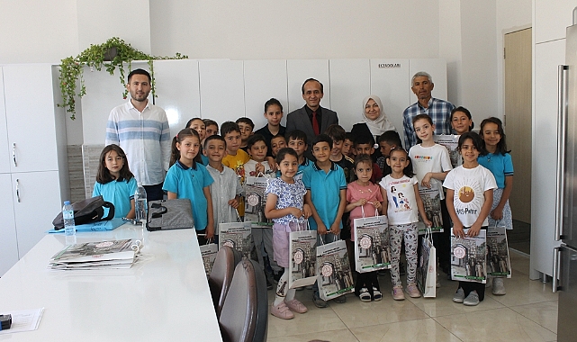 Bir Yılda Kazımkarabekir'deki Bütün Öğrencilerin Doğum Günü Kutlandı