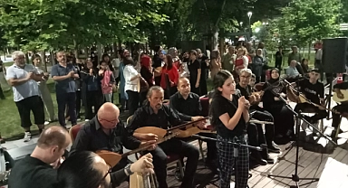 Halk Eğitim Müdürlüğü Saz Kursundan Muhteşem Konserler