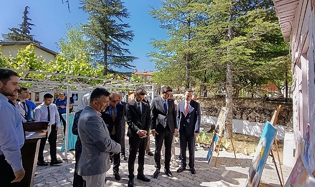 Hükümlülerin El Emekleri Sergilendi