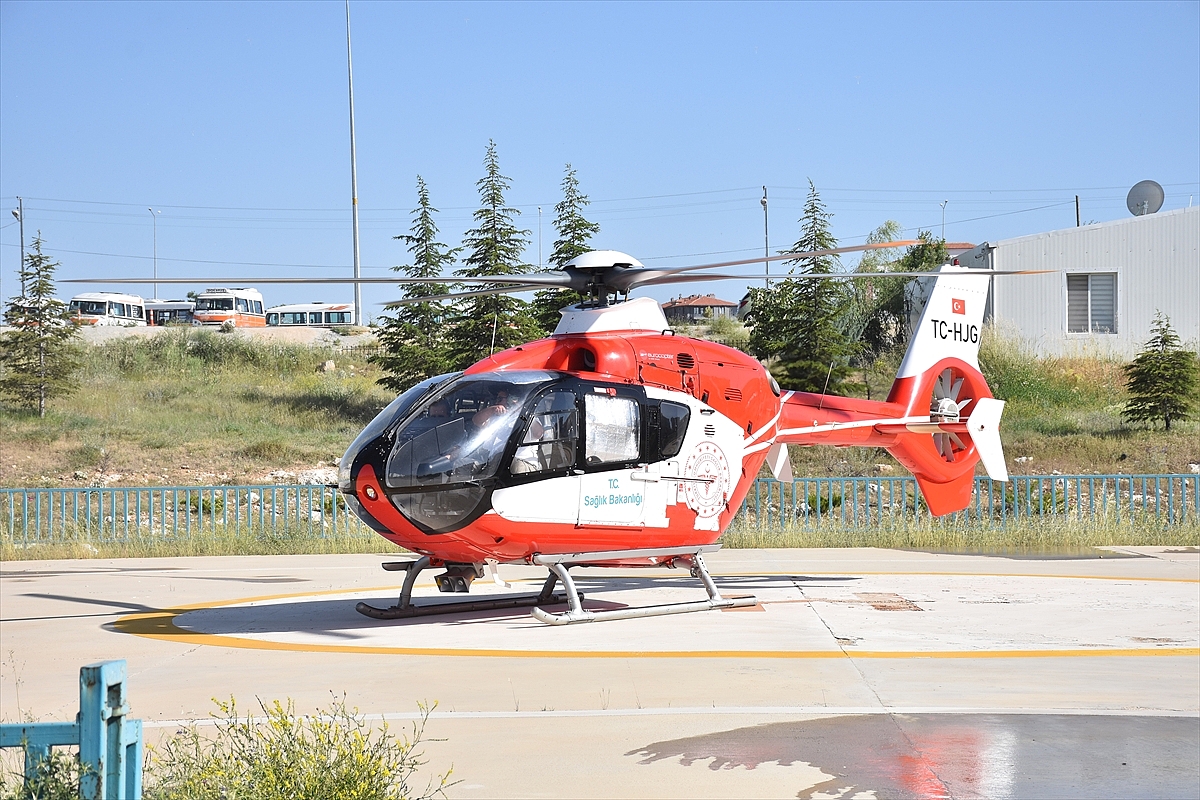 Karaman'da ambulans helikopter KOAH hastası için havalandı