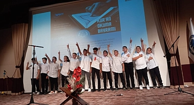 Kur'an Bülbülleri Madalyalarını Aldı