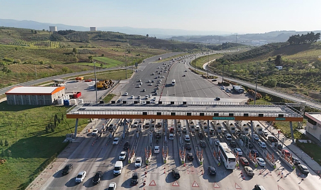 Otoyollardan 21 Milyon 67 Bin 377 Araç Geçti