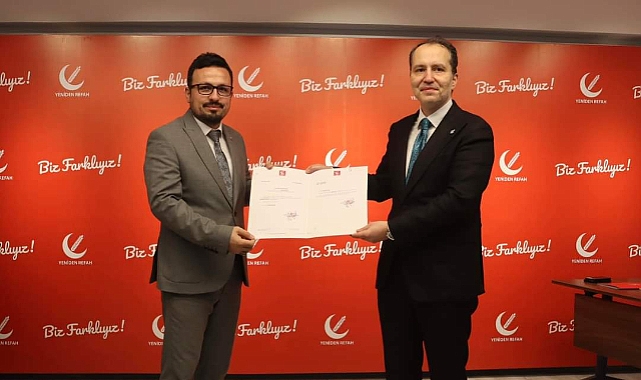 Yeniden Refah Partisinde Bayrak Değişimi