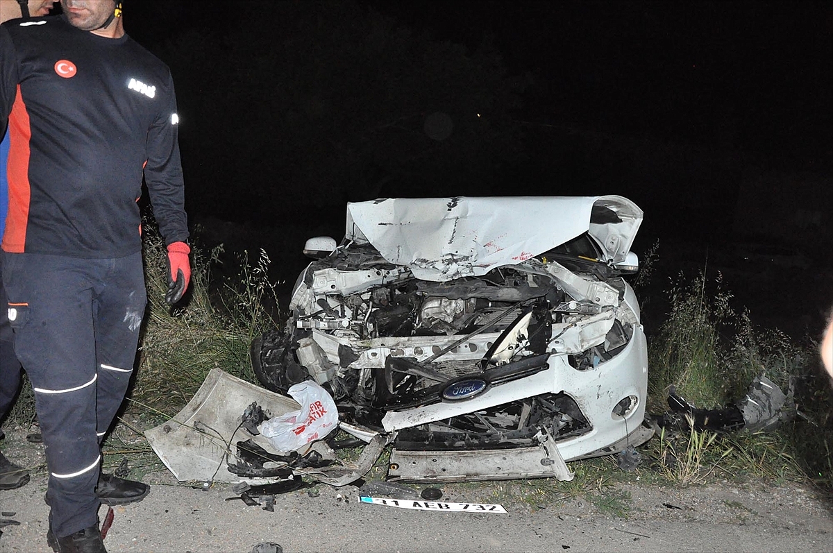 Zincirleme trafik kazasında 1 kişi öldü, 7 kişi yaralandı