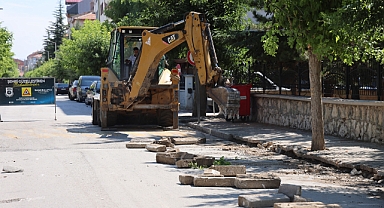 2. İstasyon Caddesi Yenileniyor
