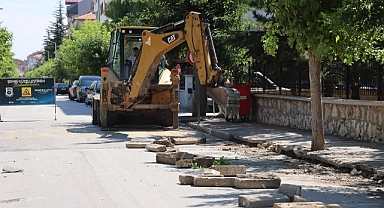2. İstasyon Caddesi Yenileniyor