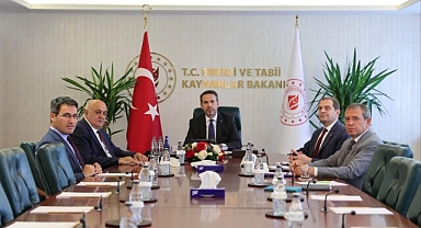 Başkan Erkoyuncu Bakan Bayraktar İle Görüştü