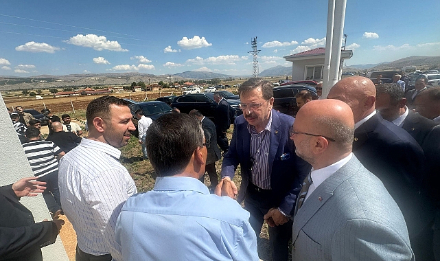 Çavaş Afyonkarahisar'da Lisanslı Depoculuk Açılış Törernine Katıldı