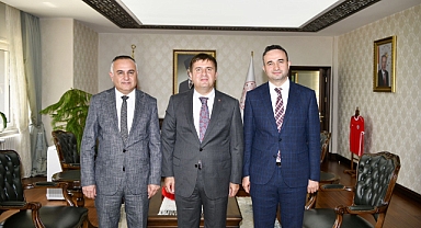 Ermenek Ağır Ceza Reisi Kemik'ten Vali Sarıibrahim'e veda