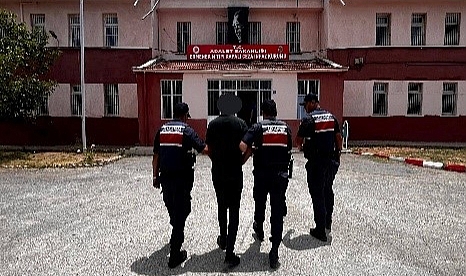 Jandarma 8 Bin 107 Kişiyi Sorguladı, Aranan 23 Şahıs Yakalandı, 5 Şahıs Tutuklandı