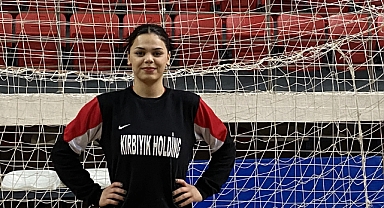 Karaman Minik Atılım'da Gamze Özler krizi