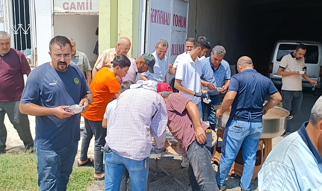 Karaman Ticaret Borsası’ndan aşure ikramı