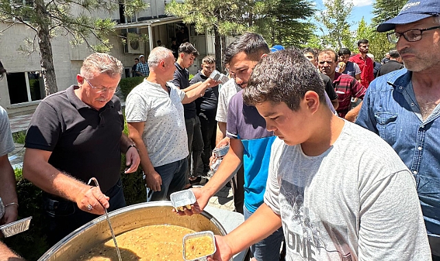 Tornacılar Odası’ndan Geleneksel Aşure İkramı