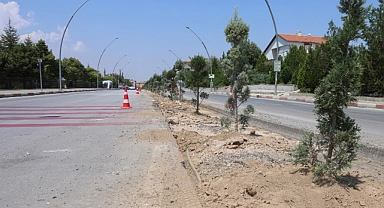 Zeytin Dalı Bulvarı'nda Orta Refüj Çalışması Başlatıldı