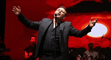 6. Uluslararası Karaman Türk Dünyası Şöleni Muhteşem Bir Konserle Sona Erdi