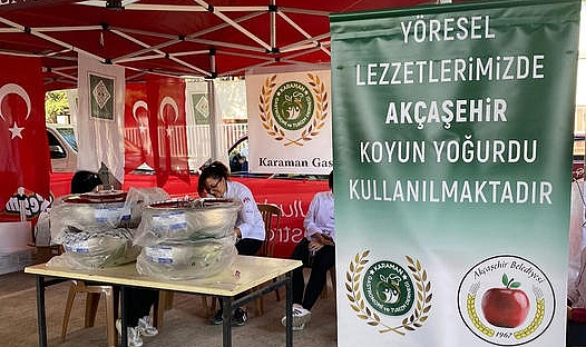 Akçaşehir Koyun Yoğurdu Gastronomi Festivalinde