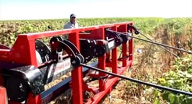 Bayram, çiftçiyi damlama hortumu toplama makinelerine karşı uyardı
