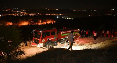 Dağlık alanda çıkan yangın söndürüldü