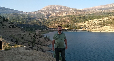Ermenekli Şair, Evinin Çatısından Düşerek Hayatını Kaybetti