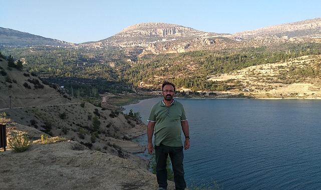 Ermenekli Şair, Evinin Çatısından Düşerek Hayatını Kaybetti